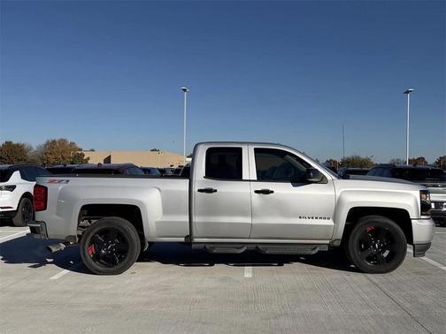 2017 Chevrolet Silverado 1500 2LT