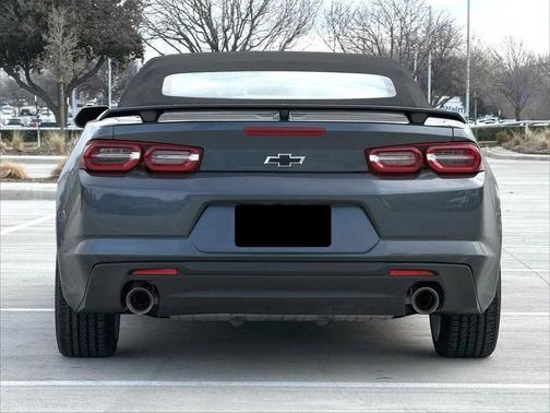 2023 Chevrolet Camaro RWD Convertible LT1