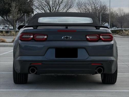 2023 Chevrolet Camaro RWD Convertible LT1