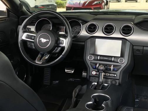 2023 Ford Mustang EcoBoost