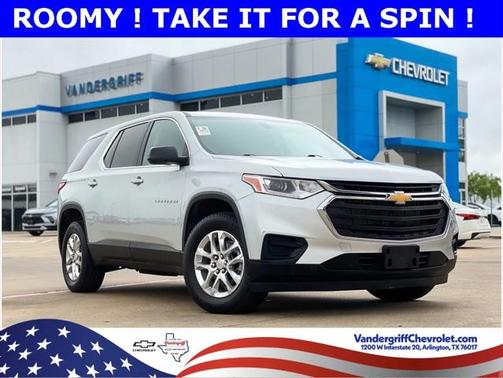 2021 Chevrolet Traverse LS