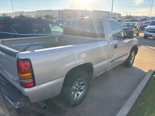 2005 GMC Sierra 1500 Base