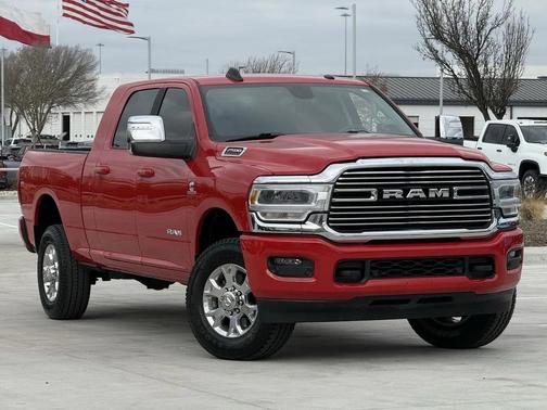 2024 RAM 2500 Laramie Crew Cab 4x4 6'4' Box