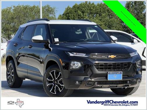 Mosaic Black Metallic 2023 Chevrolet Trailblazer ACTIV