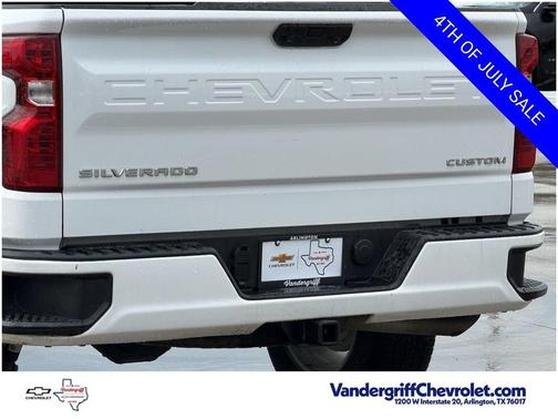 Summit White 2024 Chevrolet Silverado 1500 Custom