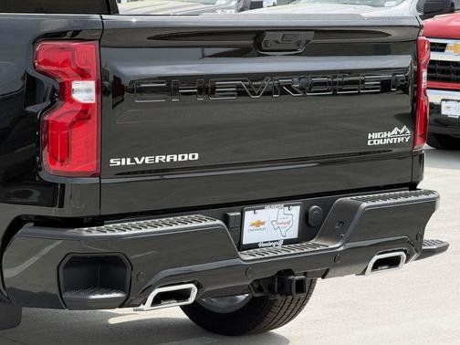 Black 2026 Chevrolet Silverado 1500 High Country