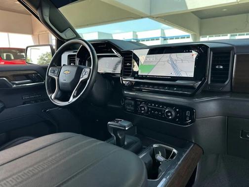2023 Chevrolet Silverado 1500 High Country