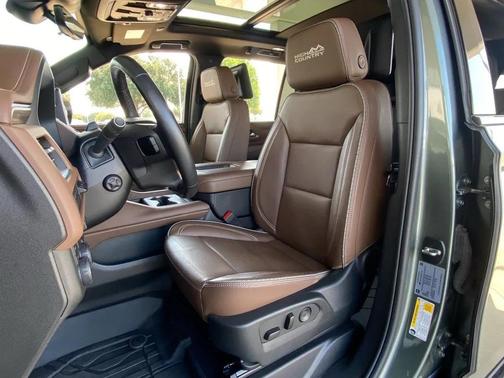 2024 Chevrolet Tahoe 4WD High Country