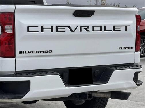 2025 Chevrolet Silverado 1500 Custom