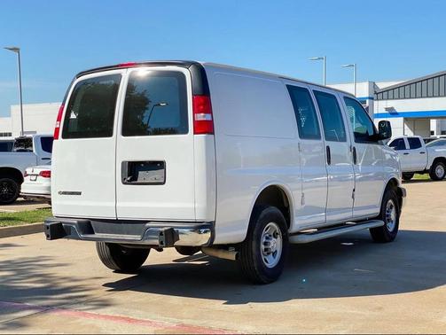 2024 Chevrolet Express 2500 RWD 2500 Regular Wheelbase WT