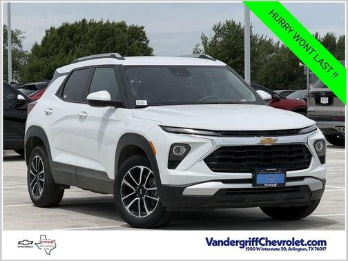 Summit White 2025 Chevrolet Trailblazer LT