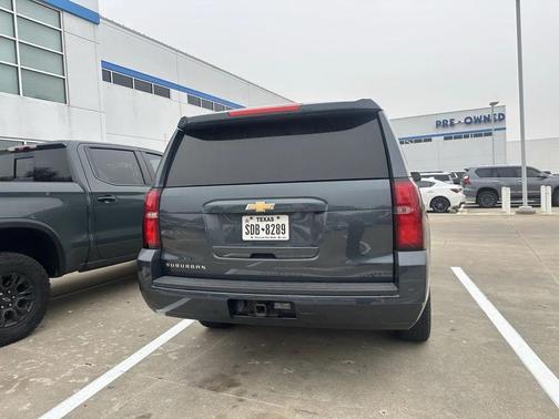 2019 Chevrolet Suburban LT
