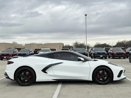 2022 Chevrolet Corvette Stingray w/2LT