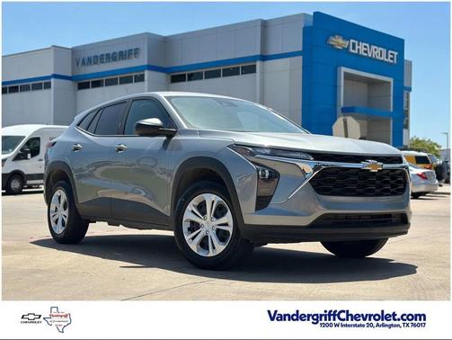 2025 Chevrolet Trax LS