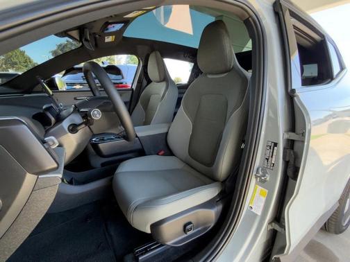 2025 Volvo EX30 Twin Motor Plus