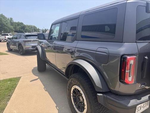 2022 Ford Bronco Base