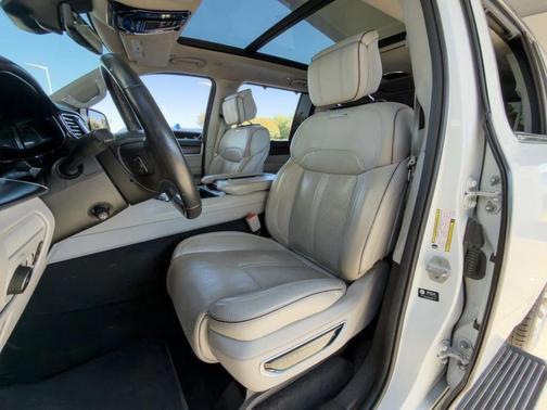 2022 Jeep Grand Wagoneer Series II 4x4