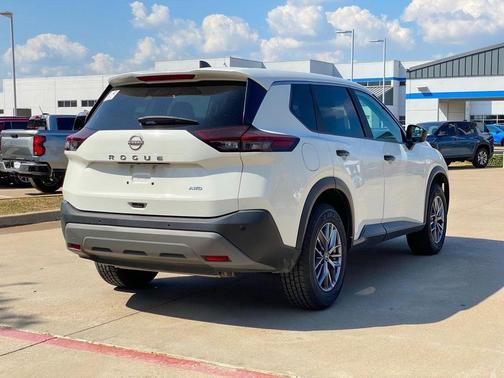 2023 Nissan Rogue S