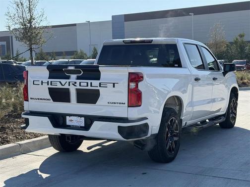 2022 Chevrolet Silverado 1500 Custom