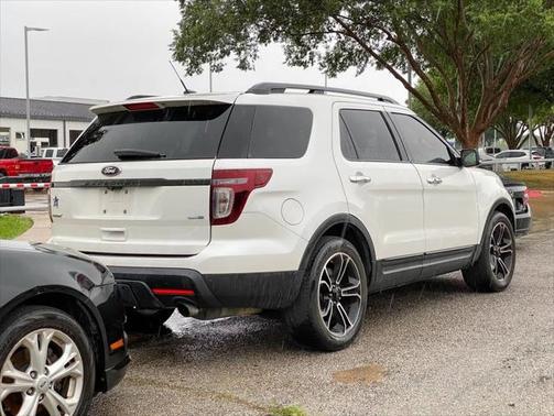 2014 Ford Explorer Sport