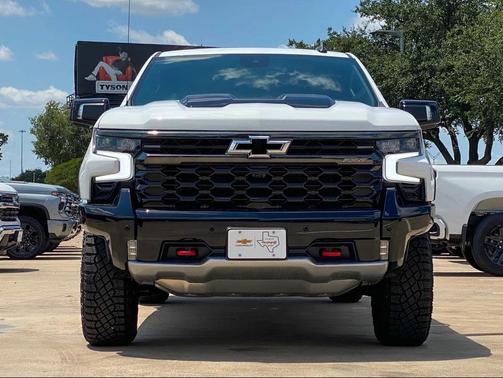 2025 Chevrolet Silverado 1500 ZR2