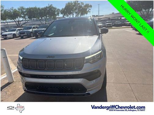 Silver 2022 Jeep Compass High Altitude