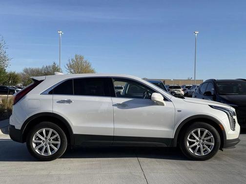 2023 Cadillac XT4 Luxury