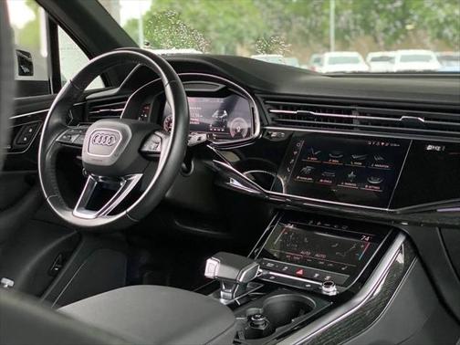 2021 Audi Q7 55 Premium