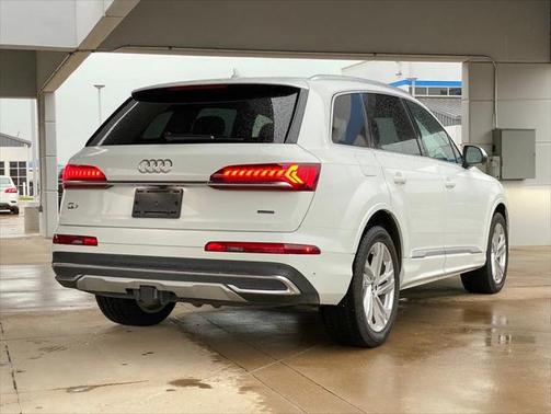 2021 Audi Q7 55 Premium