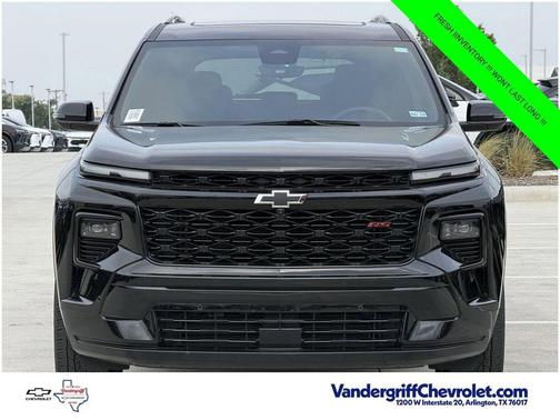 Mosaic Black Metallic 2024 Chevrolet Traverse RS