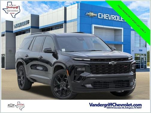 Mosaic Black Metallic 2024 Chevrolet Traverse RS