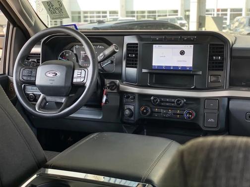 2023 Ford F-350 XLT