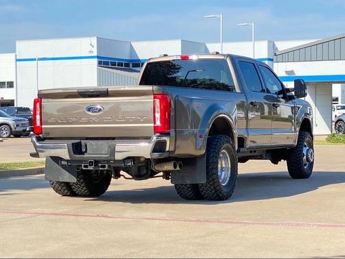 2023 Ford F-350 XLT