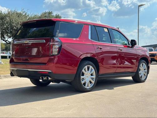 2021 Chevrolet Tahoe 4WD High Country