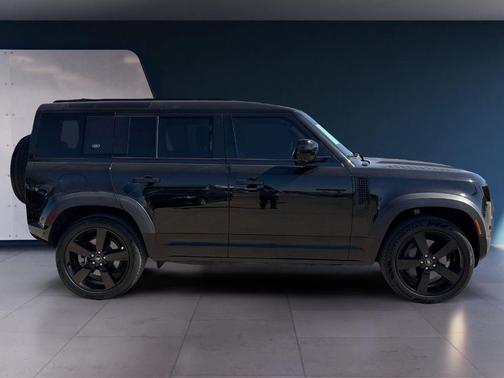 2023 Land Rover Defender 110 X-Dynamic SE