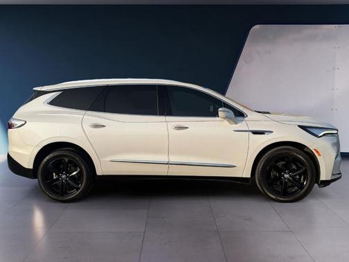 White Frost Tri-Coat 2024 Buick Enclave Essence