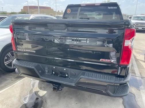 Photo 3 of 3 of 2020 Chevrolet Silverado 1500 RST