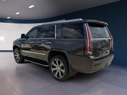 Dark Granite Metallic 2017 Cadillac Escalade Standard