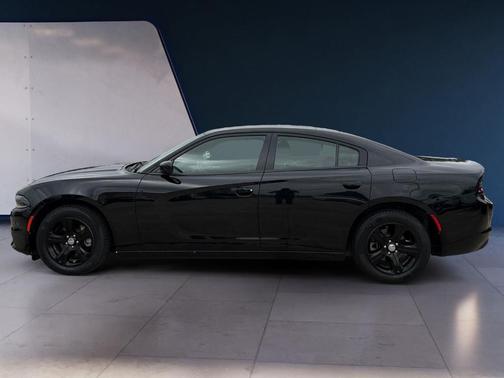 Pitch Black Clearcoat 2022 Dodge Charger SXT