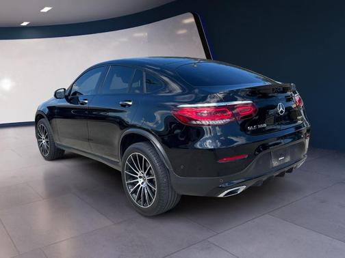 2023 Mercedes-Benz GLC 300 4MATIC Coupe