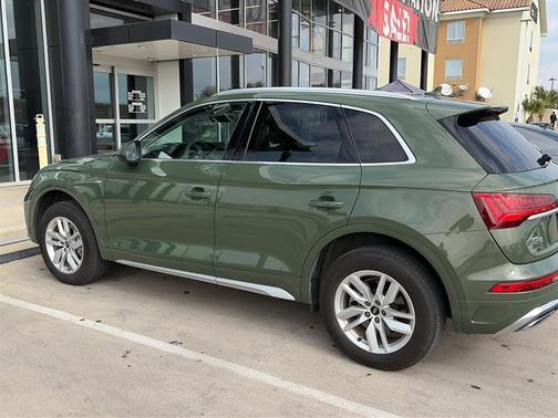 2022 Audi Q5 45 S line quattro Premium