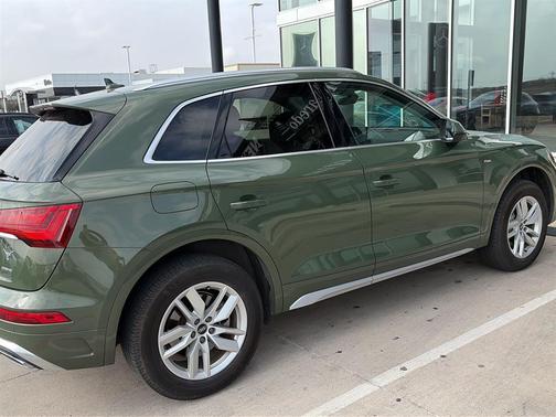 2022 Audi Q5 45 S line quattro Premium