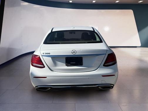 2017 Mercedes-Benz E-Class E 300 Luxury
