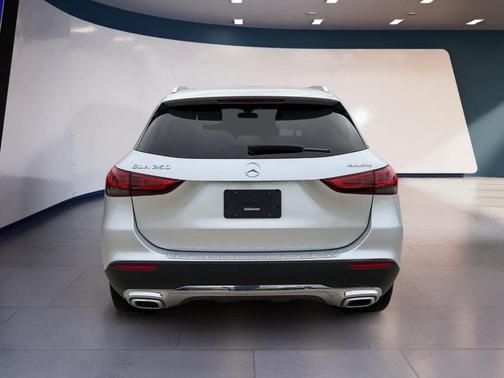 2023 Mercedes-Benz GLA 250 Base 4MATIC