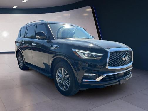 2021 INFINITI QX80 Luxe