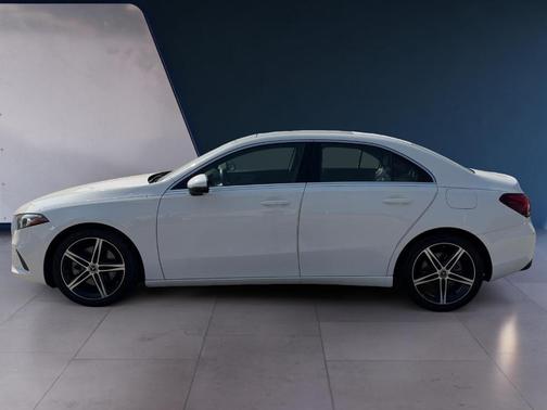 2020 Mercedes-Benz A-Class A 220