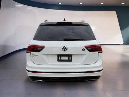 2021 Volkswagen Tiguan 2.0T SE R-Line Black