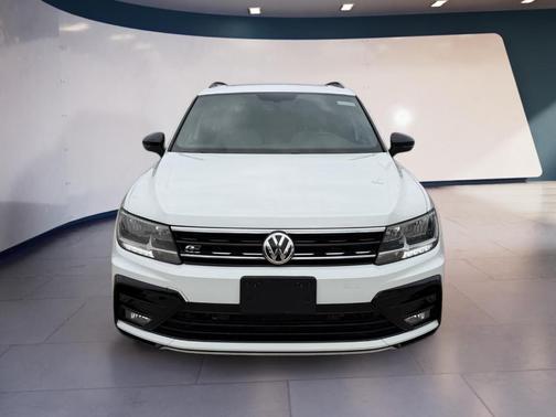 2021 Volkswagen Tiguan 2.0T SE R-Line Black