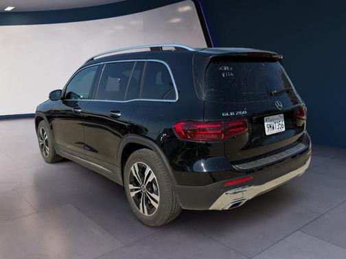 2025 Mercedes-Benz GLB 250 Base