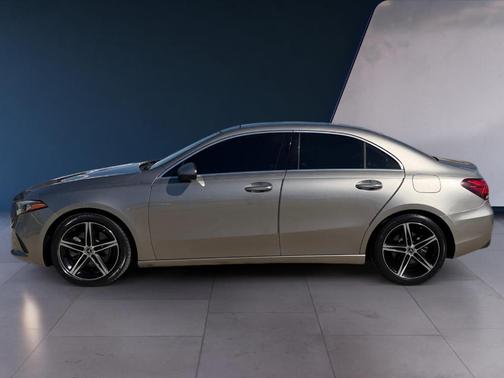 2019 Mercedes-Benz A-Class A 220